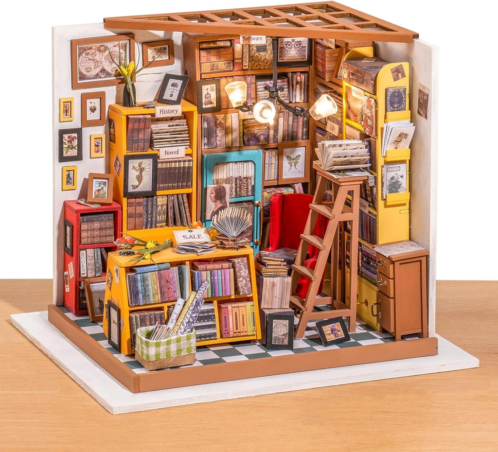 ROBOTIME Wooden Miniature Dollhouse Kit