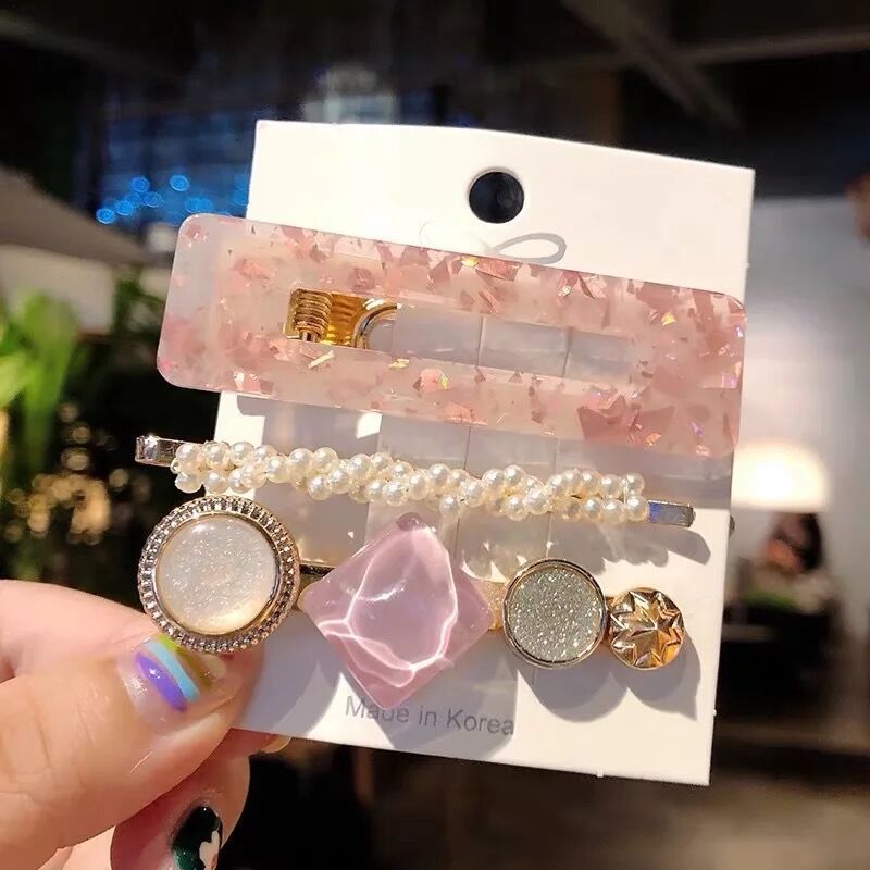 Pearl Hair Clip