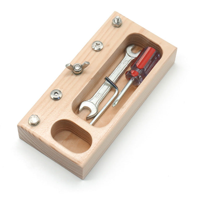 Screw & Bolt Building Set