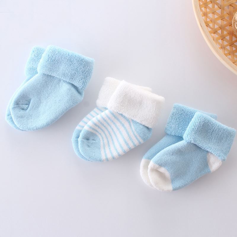 Newborn Soft Warm Socks (3-Pack)