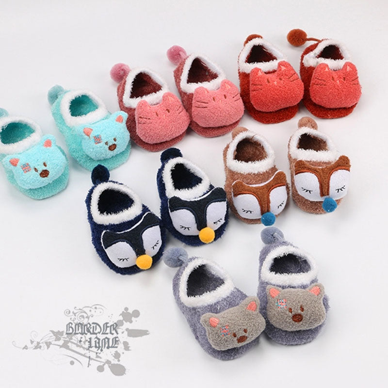 Baby Feather-Yarn Floor Socks