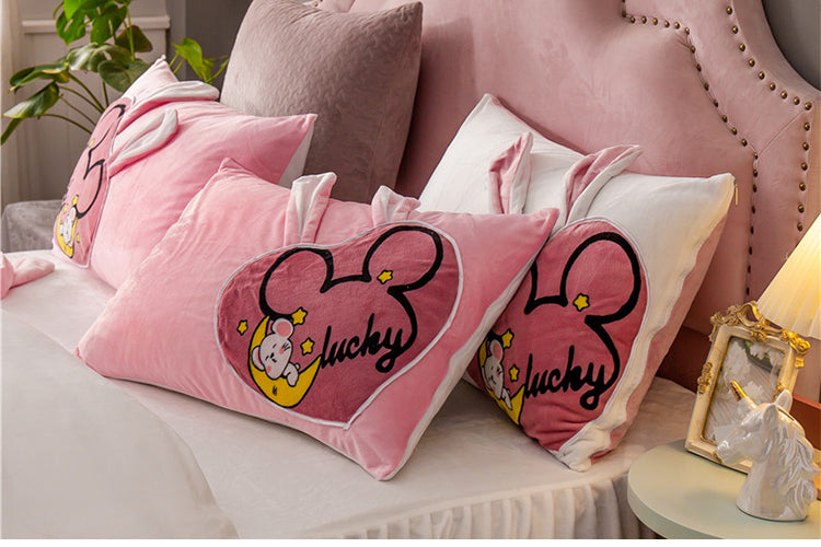 Coral Velvet Princess Bedding Set (4-Piece)
