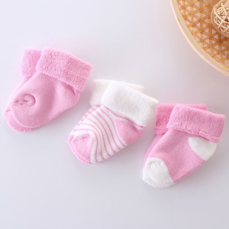 Newborn Soft Warm Socks (3-Pack)