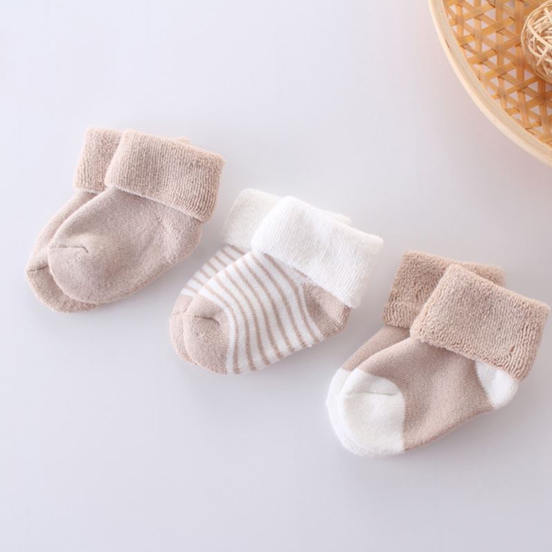 Newborn Soft Warm Socks (3-Pack)