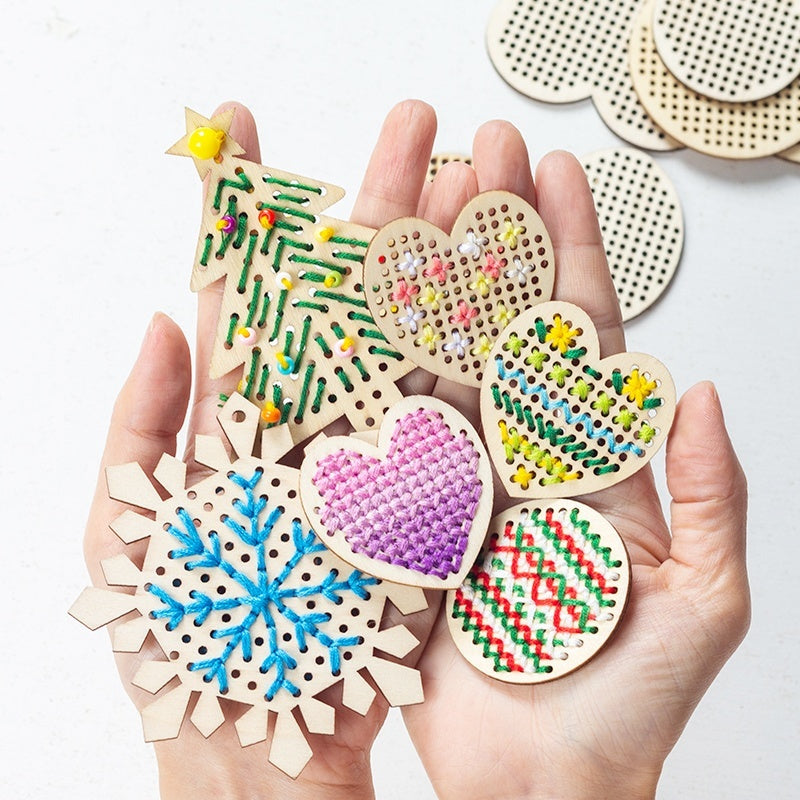Safety-Needle Embroidery Craft Kit